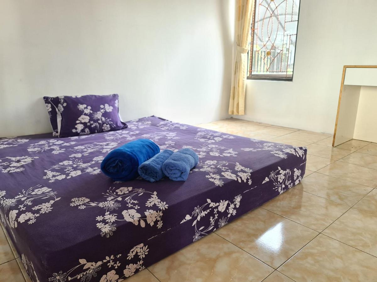 Kampung Istal Villa Pamijahan Bogor Esterno foto