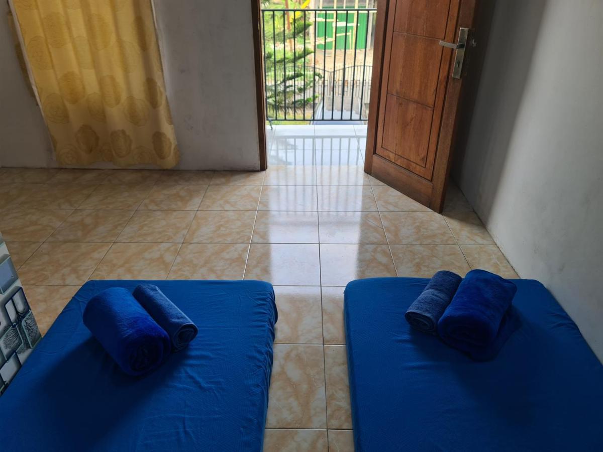 Kampung Istal Villa Pamijahan Bogor Esterno foto
